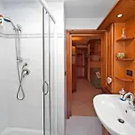 La Casetta Di Legno Di Babi 아파트 *